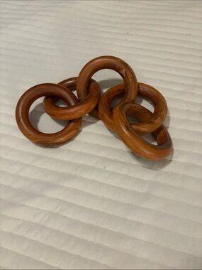 Wooden Interlocking Ring Sculpture - Warm Brown